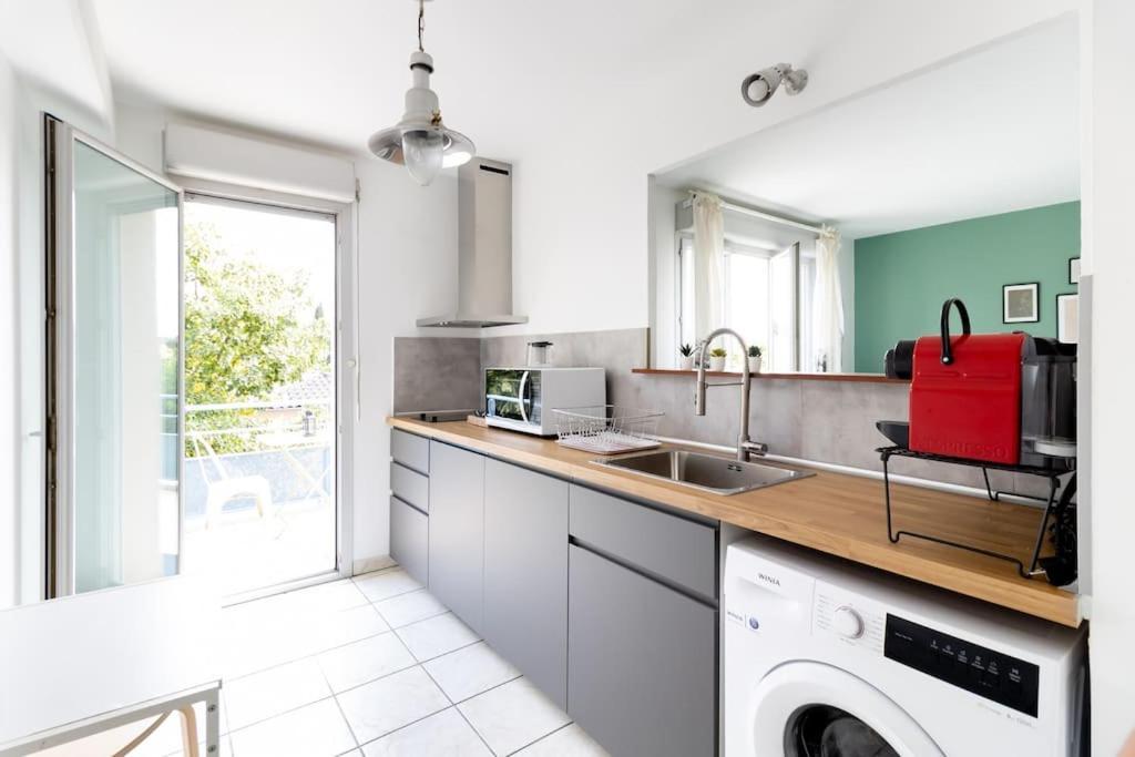 Beautiful Apartment With Terrace + Private Parking Toulouse Eksteriør billede